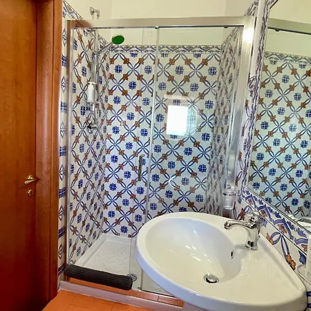 Couette-café Residenza Porta Di Mare 3*