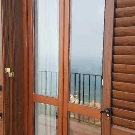 Residenza Porta Di Mare לינה וארוחת בוקר קסטלבאטה